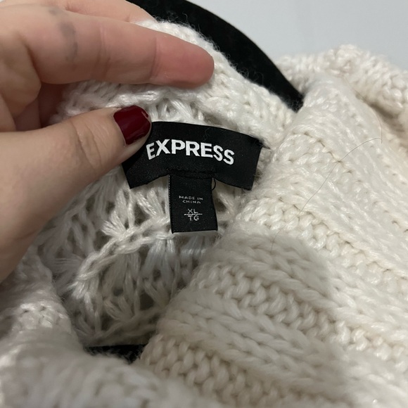 Express Knit Turtleneck‎ Size XL - Picture 2 of 4